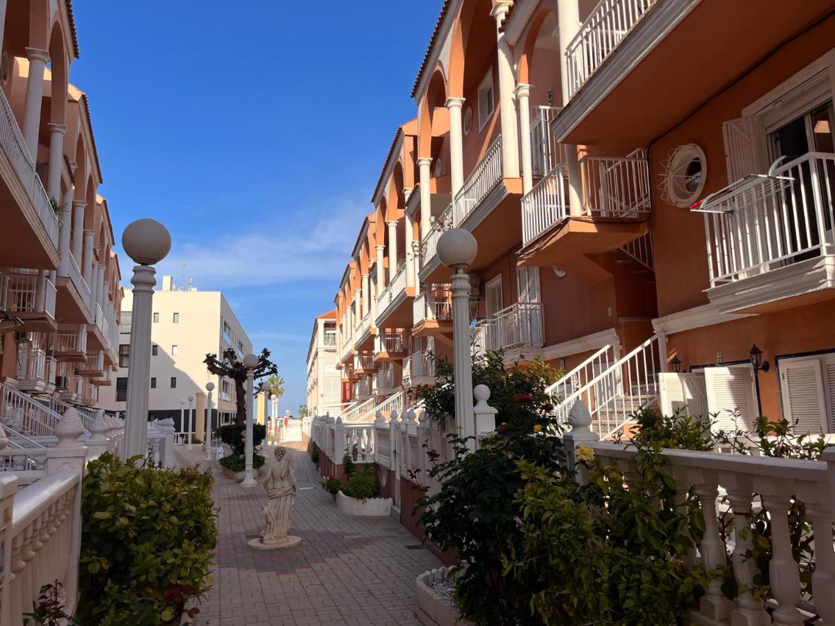 Apj Emperadores Apartment With Swimming Pool, 100 M From Beach La Mata La Mata  Eksteriør bilde