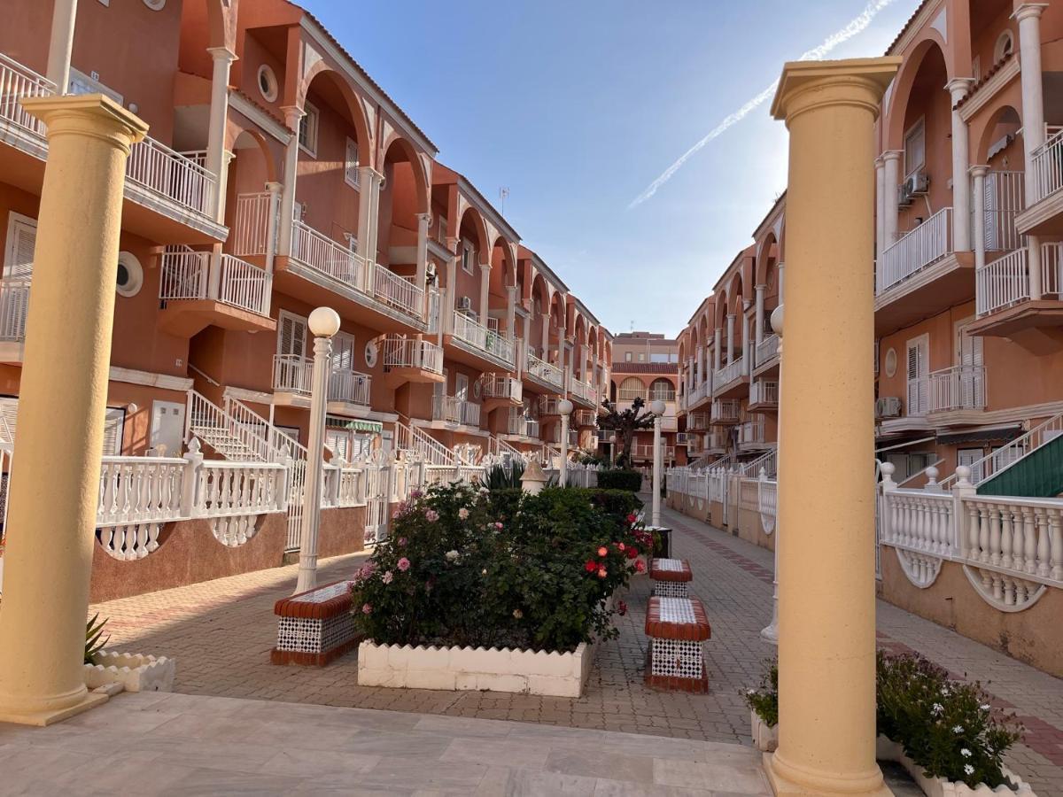 Apj Emperadores Apartment With Swimming Pool, 100 M From Beach La Mata La Mata  Eksteriør bilde